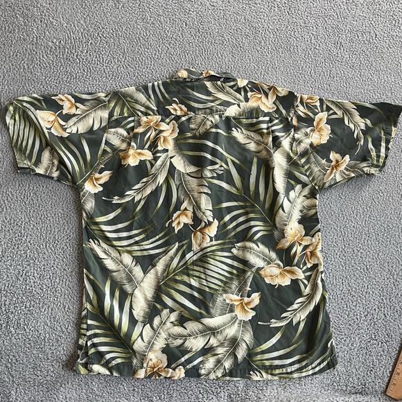 Tommy Bahama Button Shirt Medium Hawaiian Floral Green Short Sleeve Pocket Beach - Picture 6 of 11